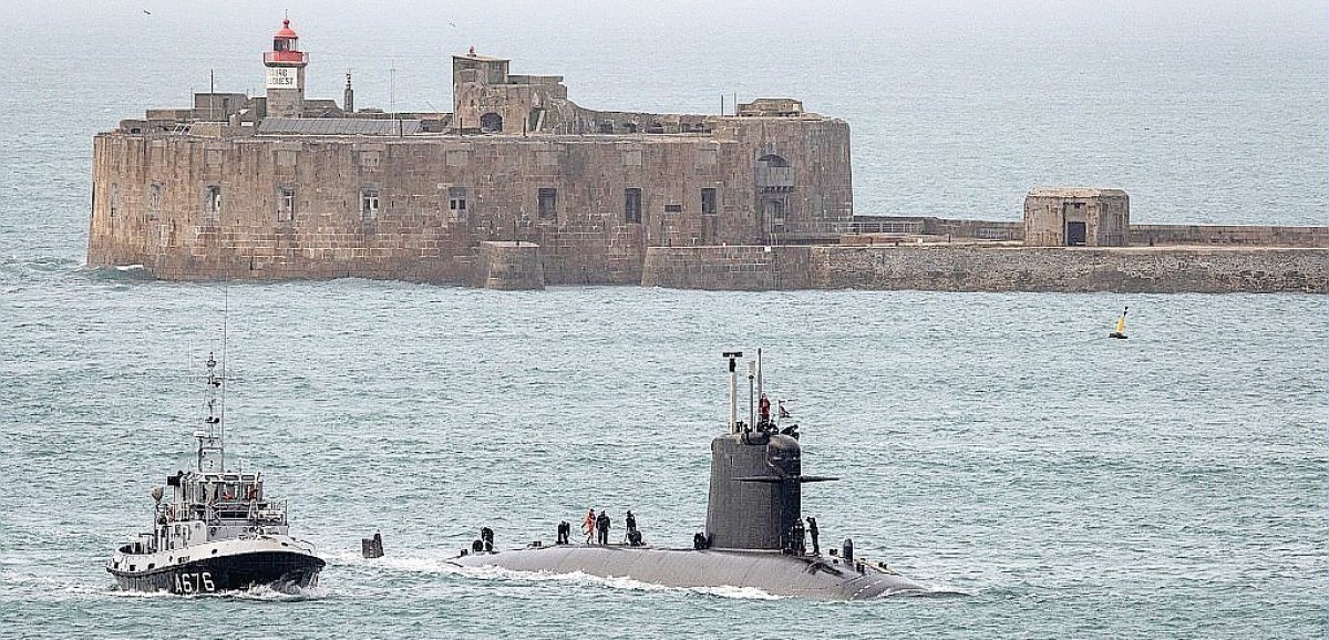 Cherbourg. Dernier accostage du sous-marin nucléaire d'attaque Rubis avant son désarmement
