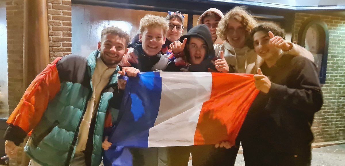 [Vidéos] Mondial de football. Les Bleus en finale : à Cherbourg, ambiance de folie dans les rues