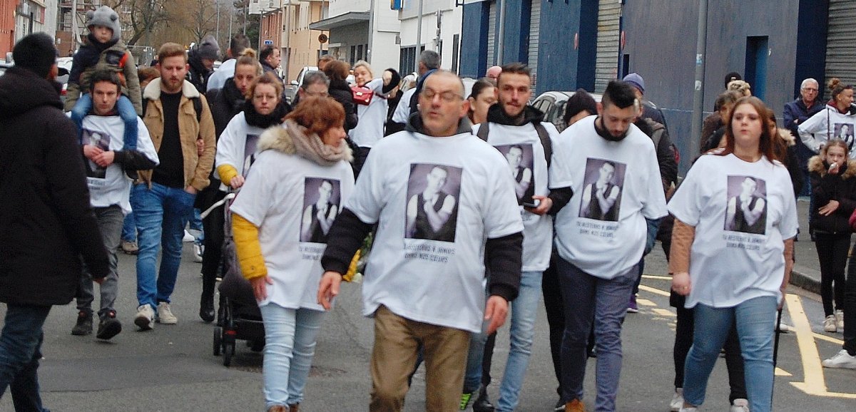 [Photos] Rouen. Une marche blanche en hommage à Aurélien Chanu disparu depuis le 22 janvier