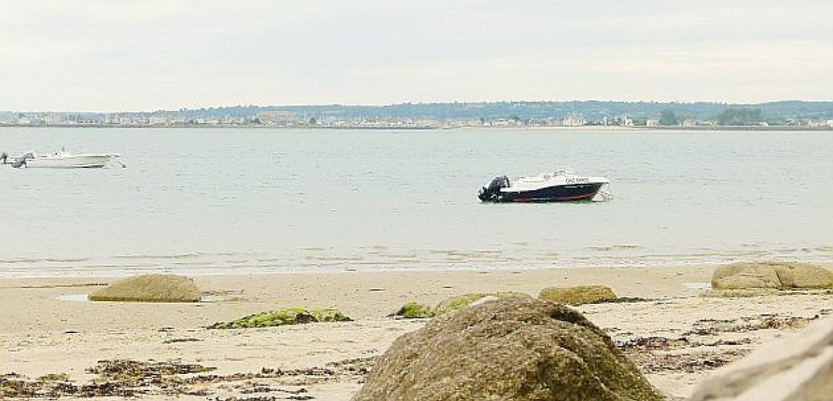 Nord-Cotentin. Une trentaine de sacs de stupéfiants retrouvés sur une plage