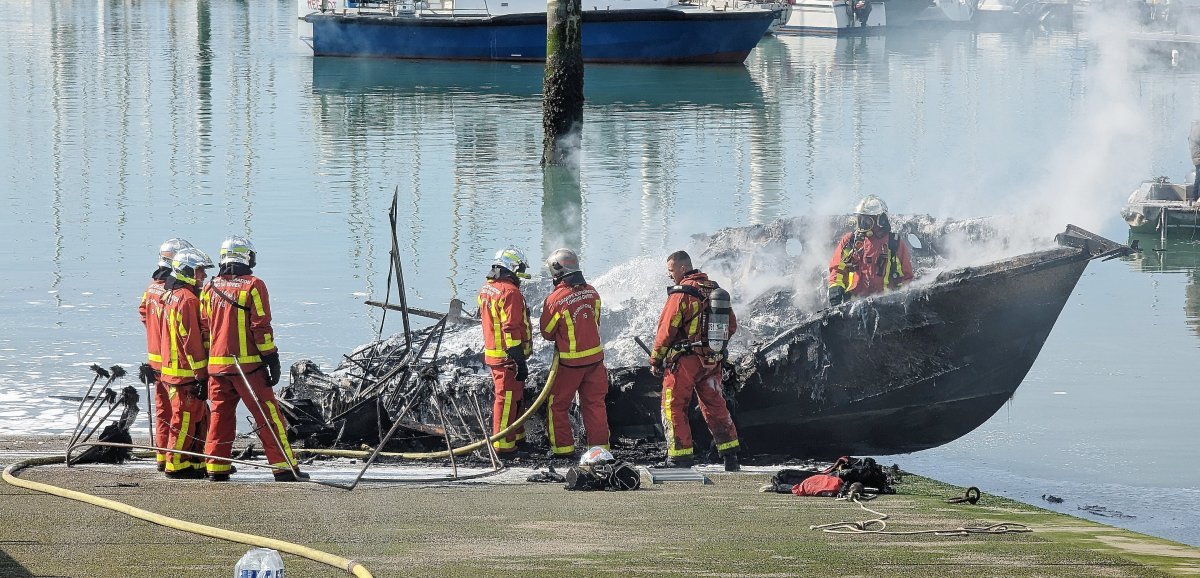 [Vidéo] Le Havre. Sept bateaux endommagés par l'incendie sur le port