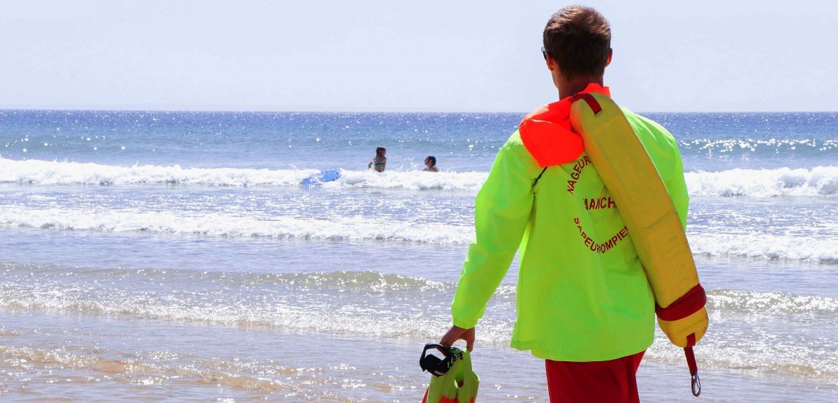 Manche. 110 sapeurs-pompiers volontaires pour la surveillance des plages cet été