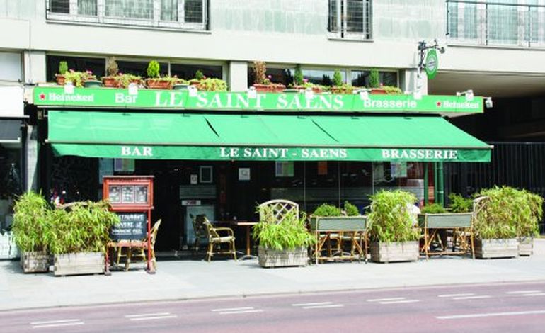 La table : Le Saint-Saëns, rue du Général Leclerc