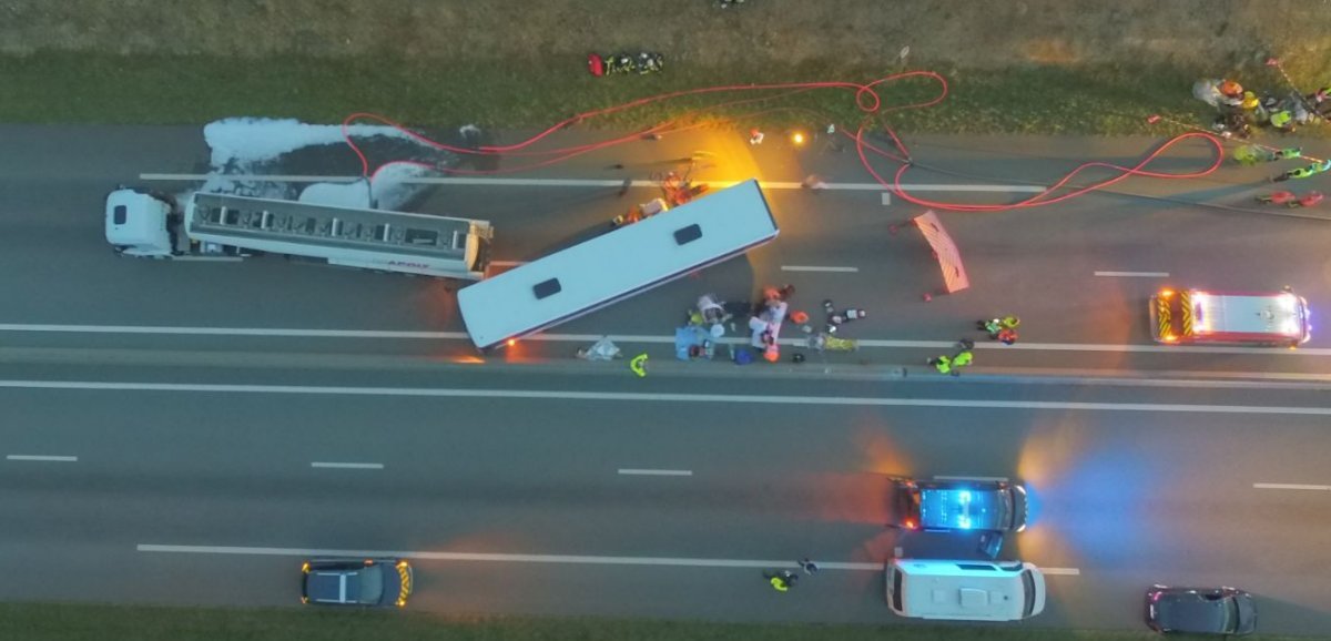 [Photos] Ecouché-les-Vallées. Accident mortel entre un bus scolaire et un camion-citerne : un exercice grandeur nature pour les secours