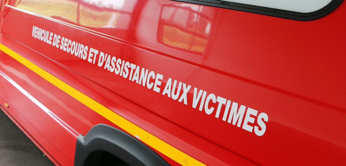 Calvados. Une femme de 60 ans grièvement blessée dans un accident entre une voiture et un camion