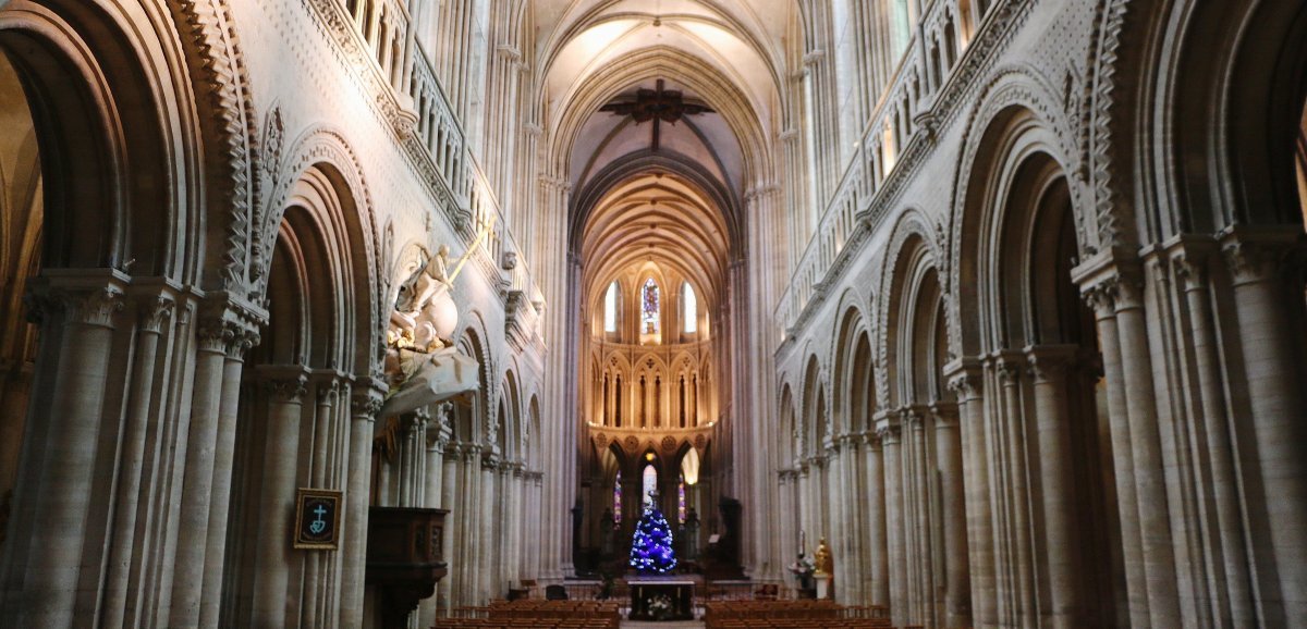 Bayeux. Retour du spectacle son et lumière dans la cathédrale : "C'est une sorte de luminothérapie"