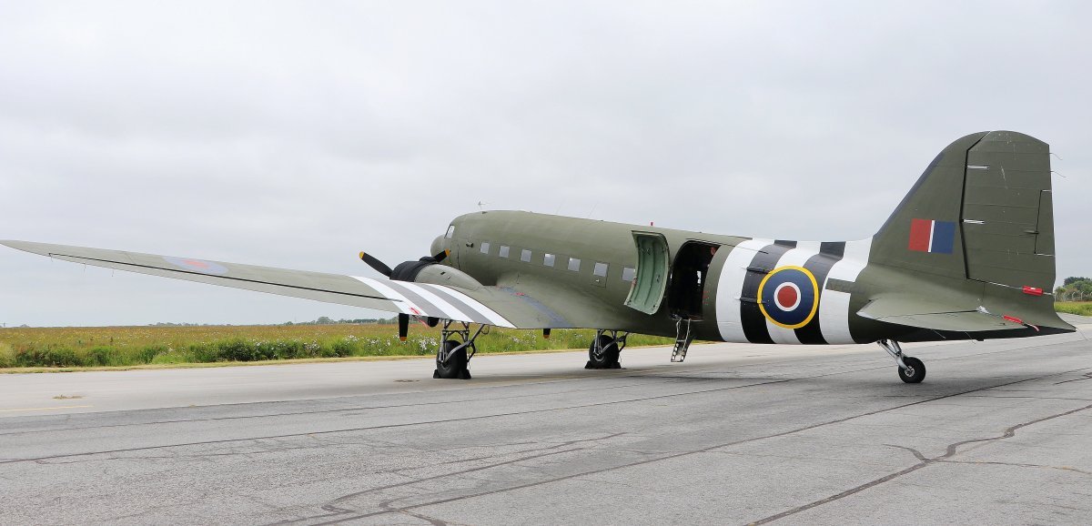 80e D-Day. Un escadron de C47 et de Spitfire va survoler la Manche