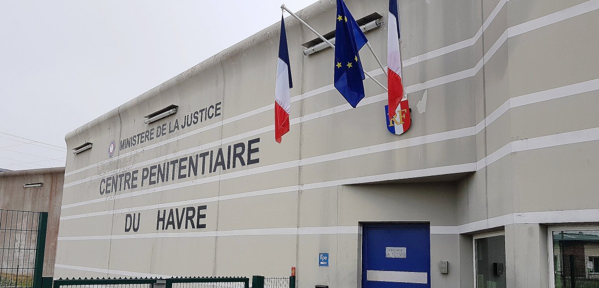 Le Havre. Un détenu de 24 ans se suicide et blesse un surveillant