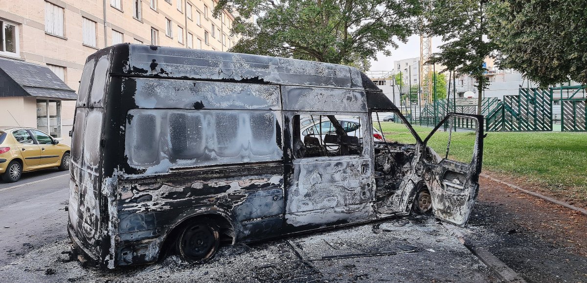 Caen. Plusieurs voitures incendiées depuis septembre : la police lance un appel à témoins