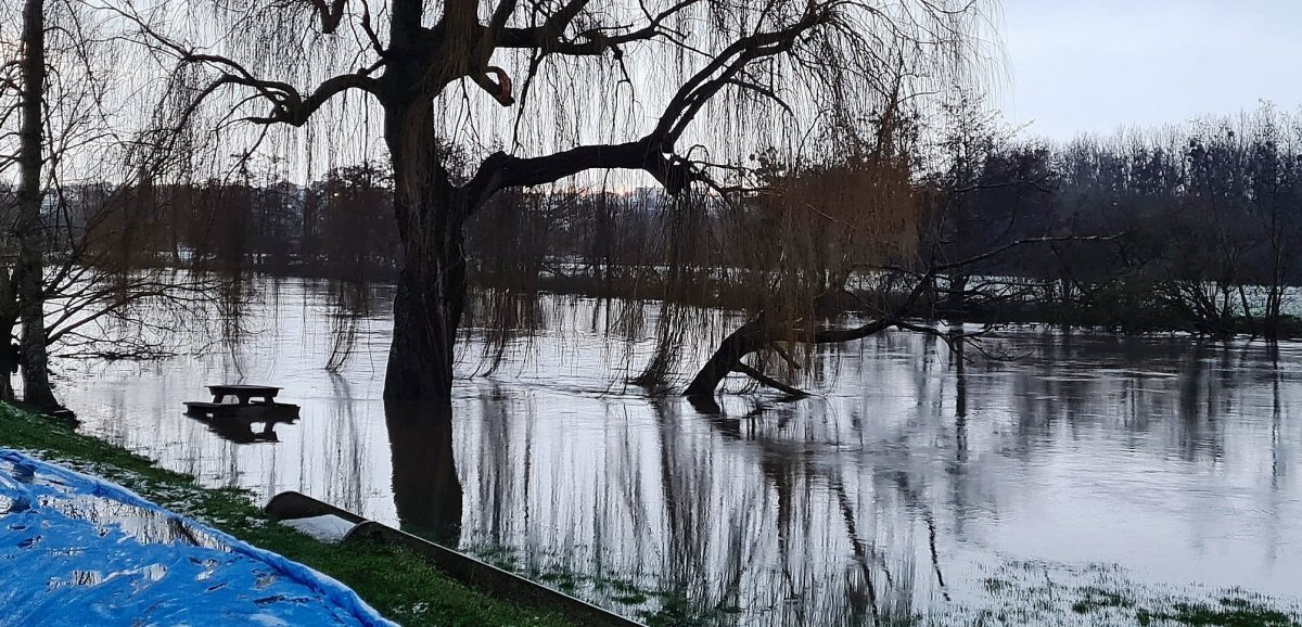 [Photos] Calvados. Les cours d'eau atteignent des niveaux inquiétants