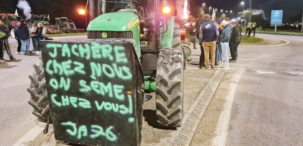 Colère des agriculteurs. A13 bloquée, enseignes ciblées… Quelles actions en Seine-Maritime et dans l'Eure ?
