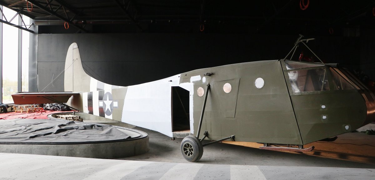 [Info Tendance Ouest] 80e D-Day. Le planeur de l'Airborne Museum s'installe dans son nouveau bâtiment à Sainte-Mère-Eglise