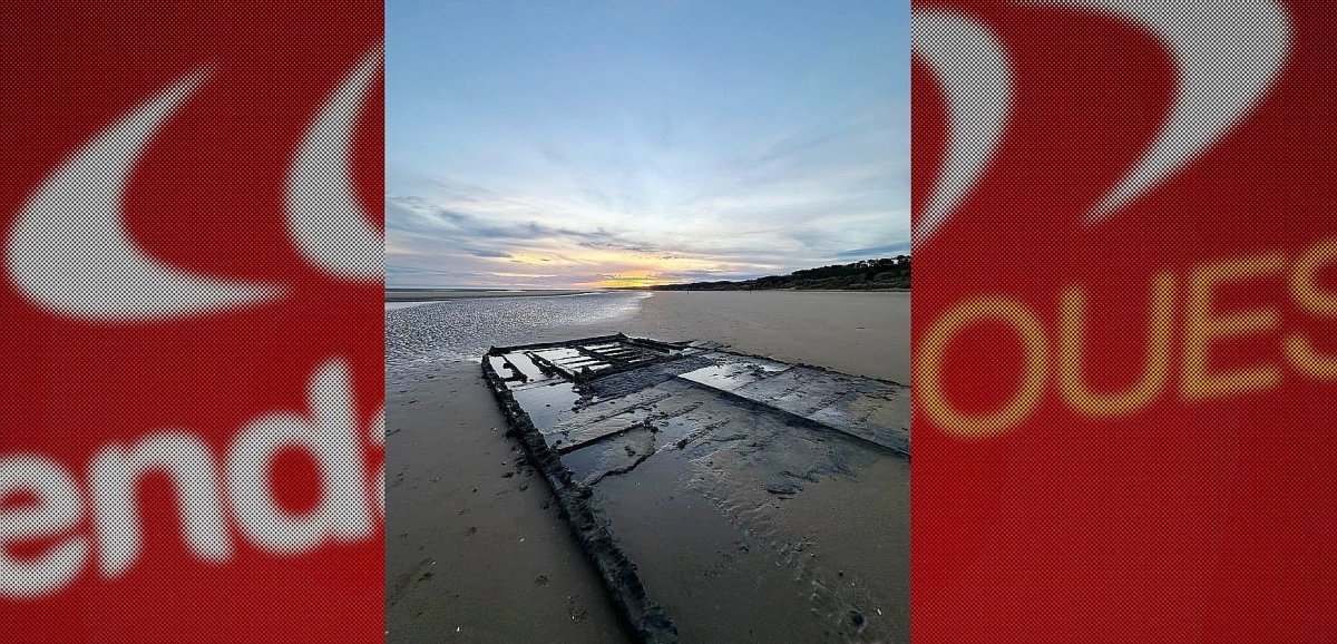 Vierville-sur-Mer. Un plancher de barge de la seconde guerre mondiale découvert sur la plage d'Omaha Beach