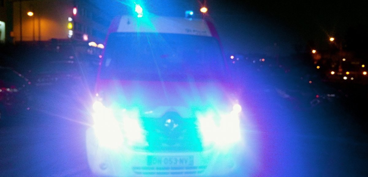 Sud-Manche. Un jeune motard grièvement blessé dans une collision avec un engin agricole