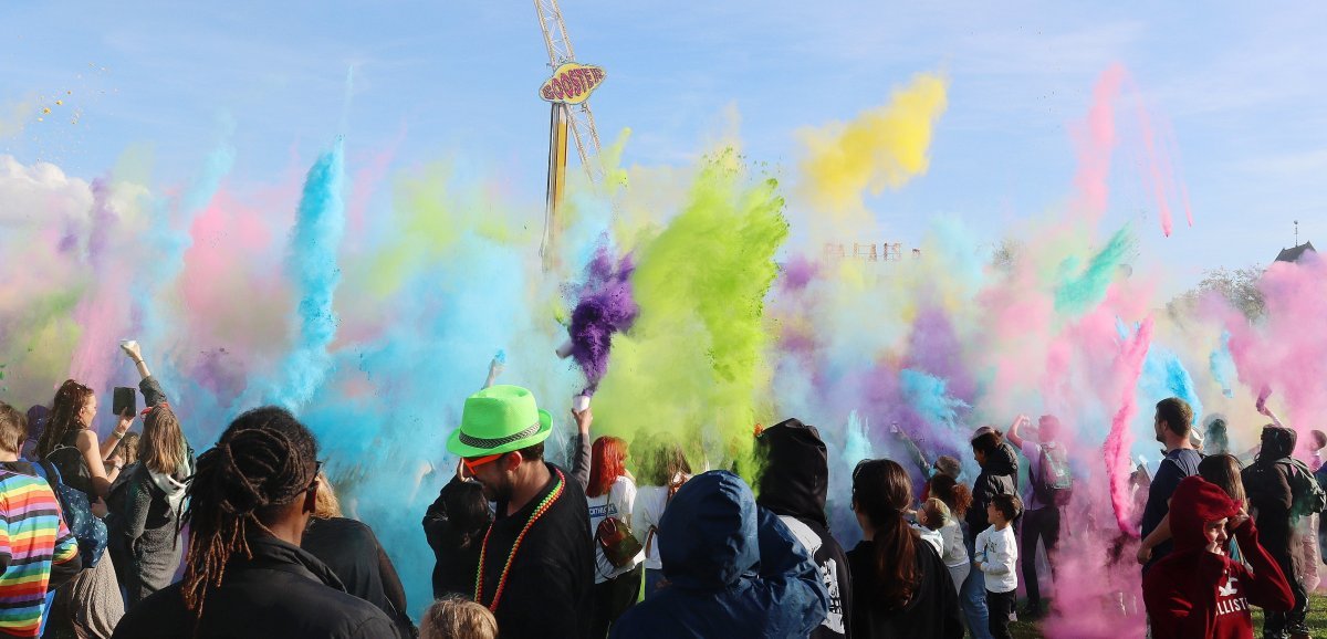 Carnaval de Cherbourg-en-Cotentin. Spectacles, lancers de confettis, défilé et feu d'artifice : le week-end s'annonce festif