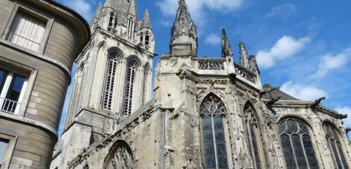 Caen. Les façades de l'église Saint-Sauveur jugées dangereuses, un périmètre de sécurité est installé