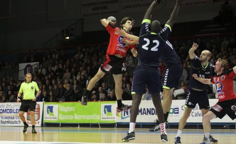 Première de chute pour le Caen Handball
