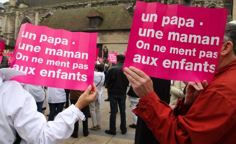 250 personnes à Caen disent non au mariage de personnes du même sexe