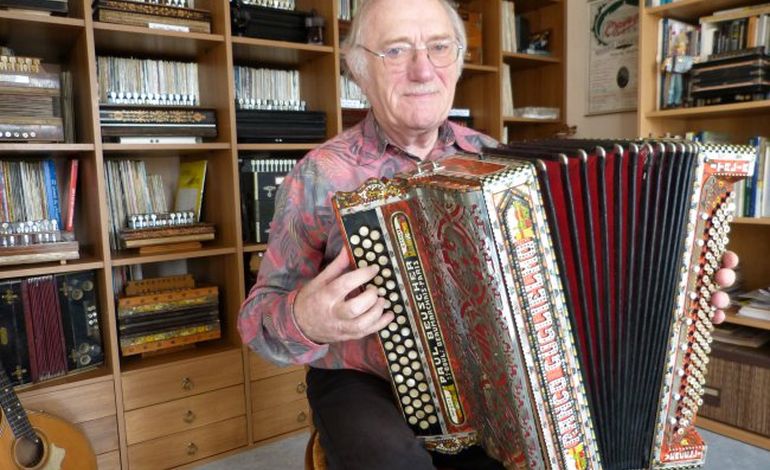 La nostalgie de l’accordéoniste Claude Lemire