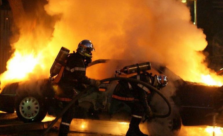Incendie volontaire au pied d'un immeuble à Bayeux