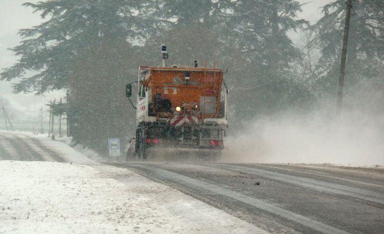 Gel, verglas et neige sur les routes de la région.