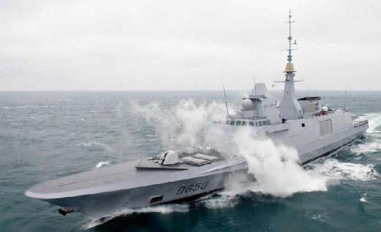 Marine : trois frégates s'entraînent au large du Cotentin