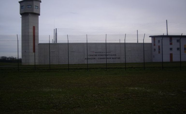 Centre pénitentiare d'Alençon : postes de gardiens supprimés