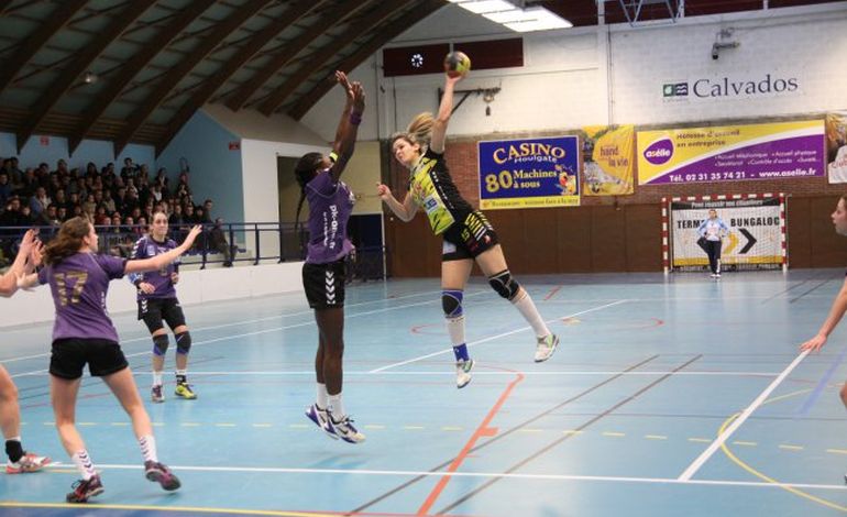 Handball/N1F : Colombelles fait trembler La Rochelle