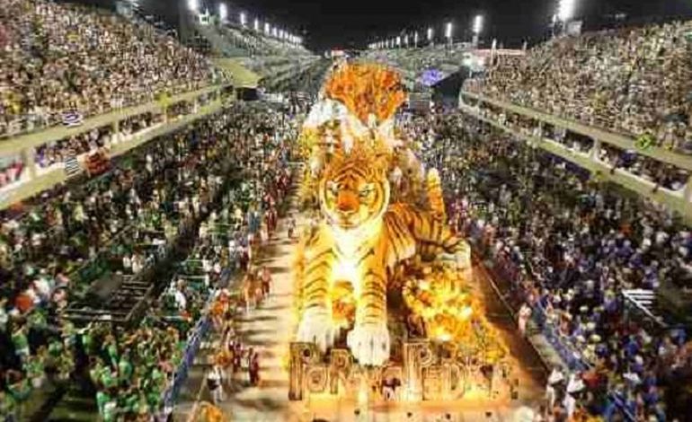 De l'urine en guise de carburant au carnaval de Rio