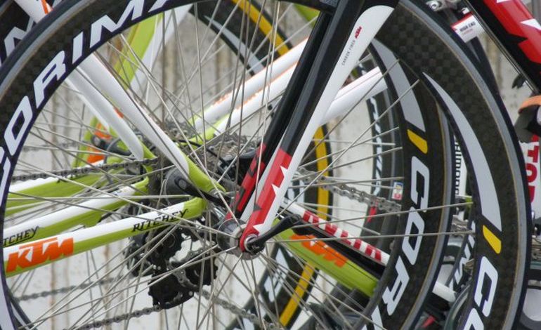 Cyclisme : Anthony Delaplace blessé au genou