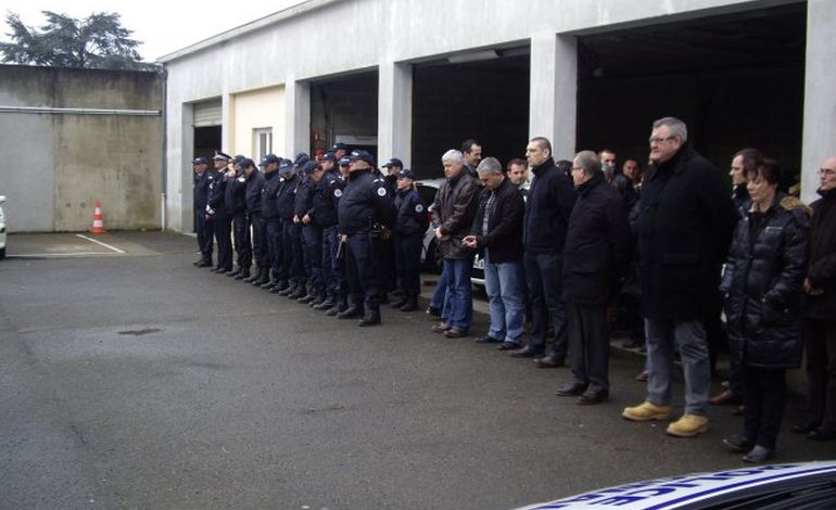 Obsèques des 2 policieres parisiens : recueillement et manifestations dans toute la France