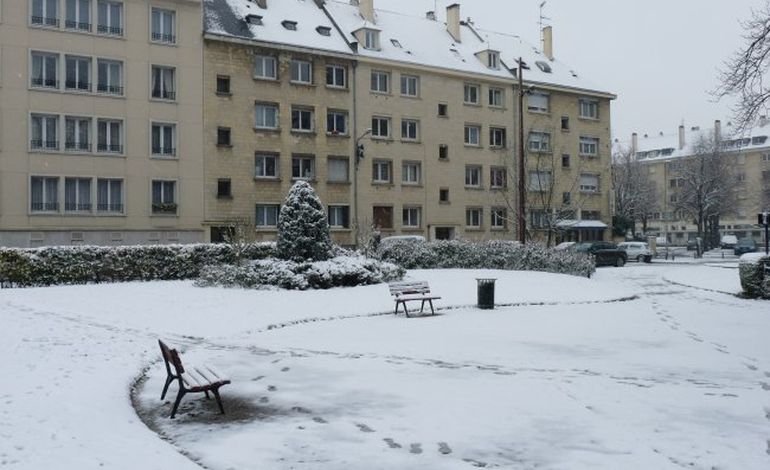 Photos : Caen sous la neige