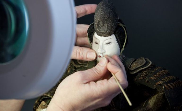 Rouen lance un appel aux dons pour la restauration des poupées japonaises