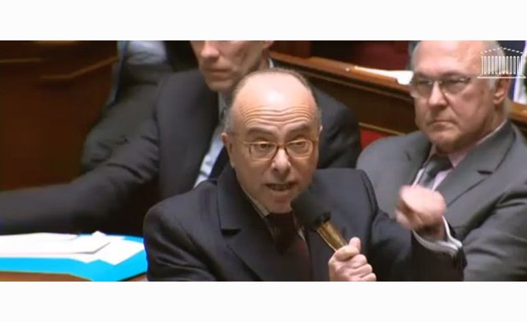 VIDEO - La colère de Bernard Cazeneuve à l'Assemblée nationale