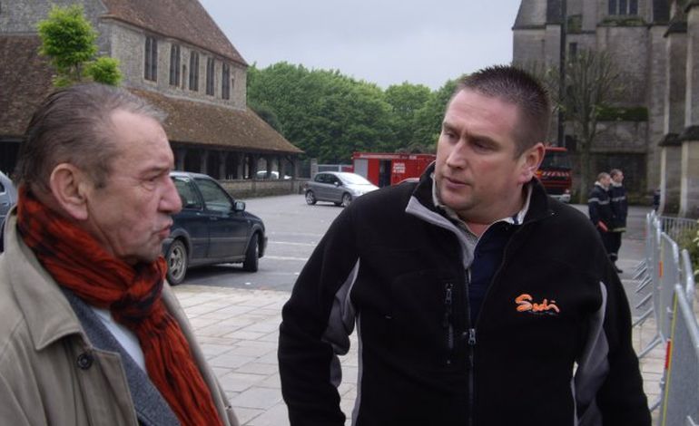 Incendie de l'hôtel "Au Normandy" : l'interview du gérant