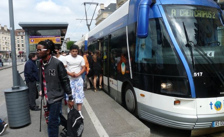A Caen, le tramway au ralenti : les usagers entre ras-le-bol et détachement