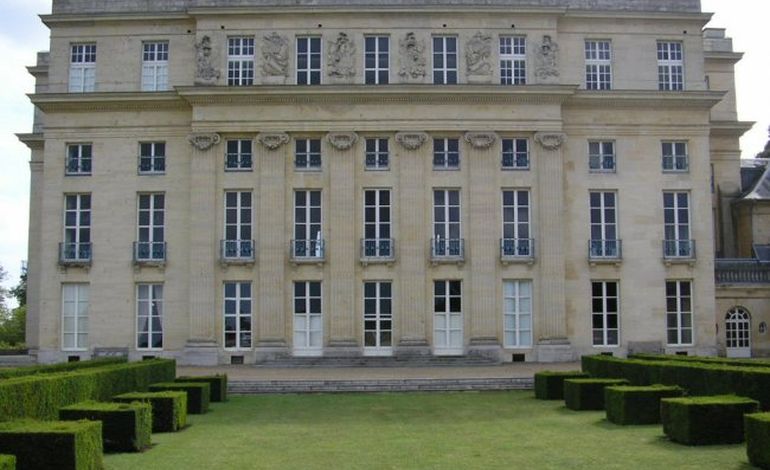 Le château de Bénouville devient l'Institut Européen des Jardins et Paysages