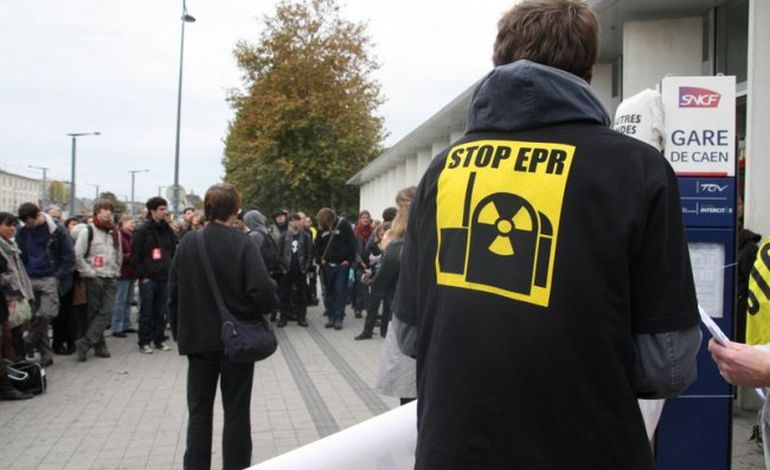 Blocage d'un convoi nucléaire à Caen : peine alourdie en appel
