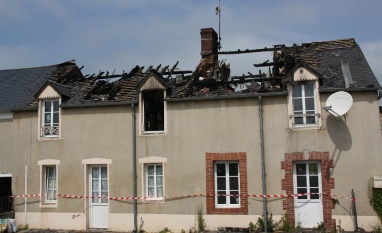 A Neuilly-la-Forêt, la foudre touche un toit : deux maisons sinistrées