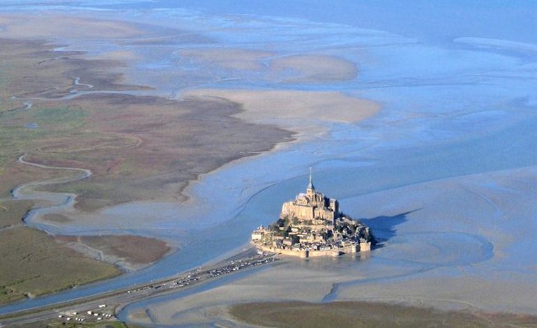 Transdev / Collectif du Mont-Saint-Michel : le tribunal correctionnel de Coutances se délclare incompétent