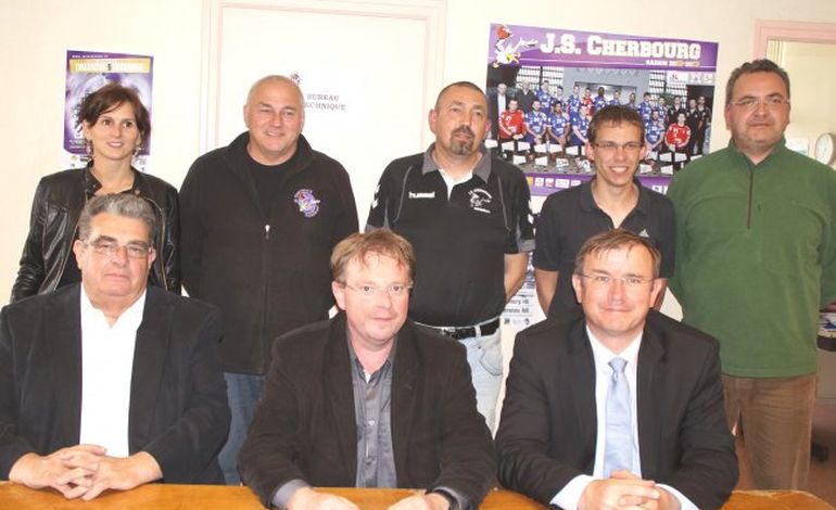 Handball : un "joueur star" espéré à la JS Cherbourg