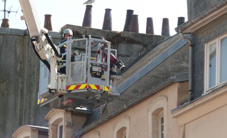 Cherbourg : sécurisation de toiture rue Albert Mahieu