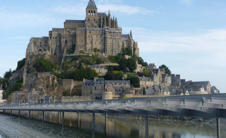Mont-Saint-Michel : le percement du rocher continue de révolter