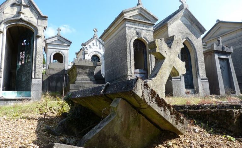 Cimetière Monumental de Rouen : des tombes d’exception en péril