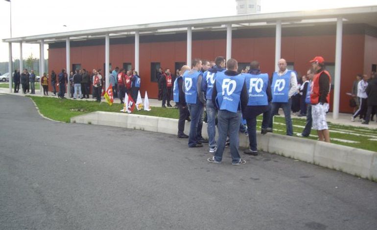 Condé-sur-Sarthe : le personnel pénitentiaire mobilisé