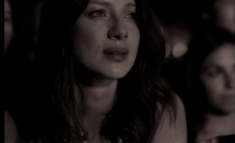 Des filles en larmes dans le nouveau clip de Phoenix 