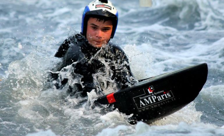 Un plongeur de Cherbourg champion du monde de Riverboarding