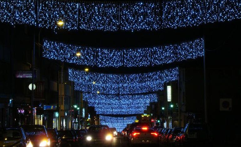 Cette semaine, les villes de la Manche, s'illuminent pour Noël