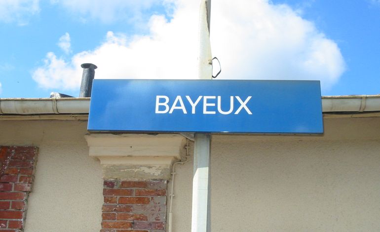 14047. Un jeune homme se suicide à l'entrée de la gare de Bayeux