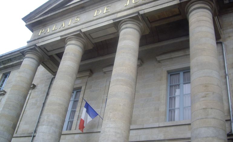 "Au moins 10 ans de prison", requis aux assises de l'Orne dans le meurtre de Bayeux